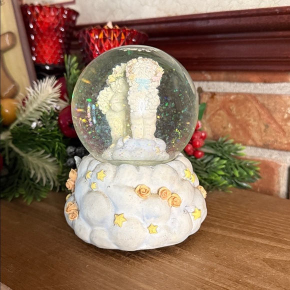 Vintage Cherub Musical Snow Globe with Rainbow and Clouds - Picture 6 of 7